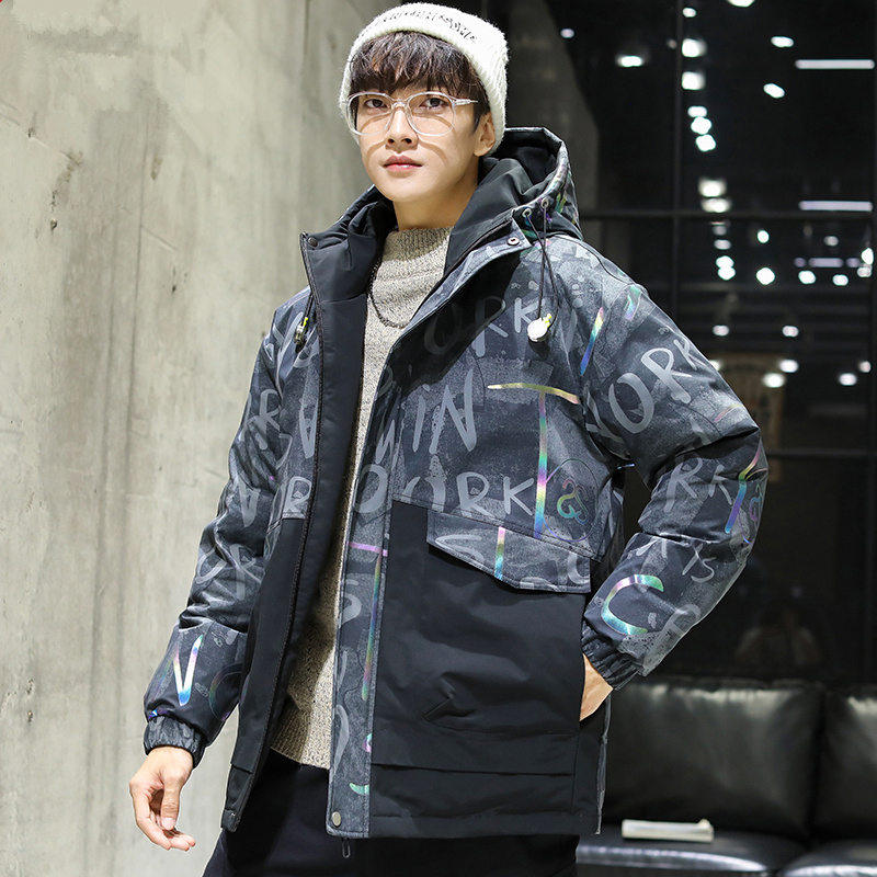 2022年冬季新款男士羽绒服男款短款潮牌迷彩外套连帽加厚保暖冬装