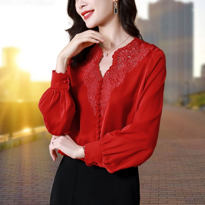 红色真丝桑蚕丝上衣春装2022年新款女高端重工刺绣贵夫人洋气小衫