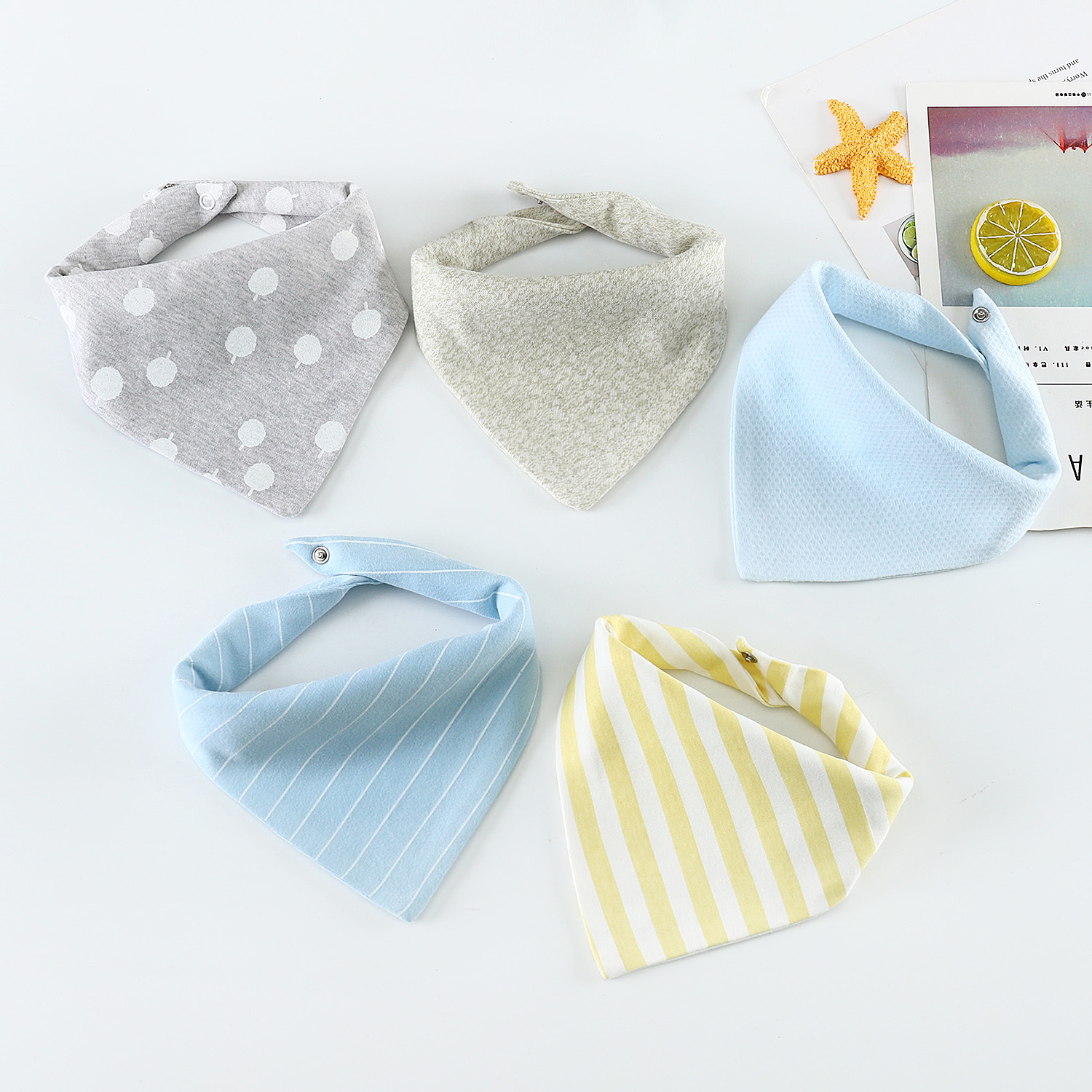 口水巾婴儿纯棉围嘴新生儿头巾儿童春秋冬围巾口水围兜宝宝三角巾