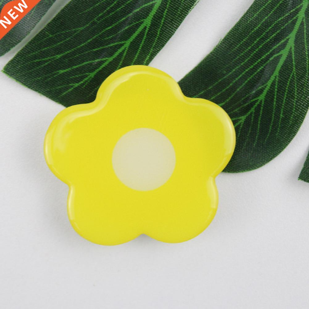 Retractable Universal Plum Blossom Shape Finr Grip Stand f