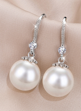 周大福焕美联名官方旗舰店s999纯银珍珠耳饰女银耳钉耳坠耳环妈妈