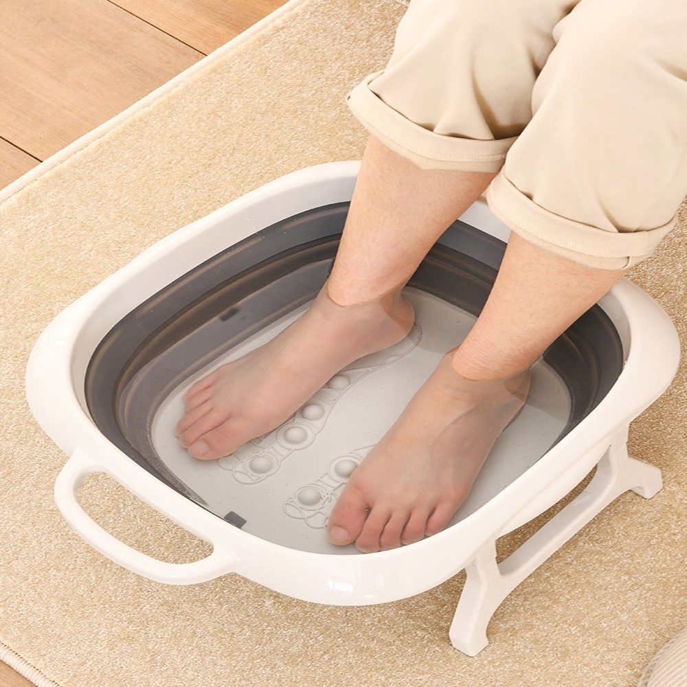 日本折叠泡脚桶塑料洗脚盆伸缩旅行便携式家用足浴盆按摩洗脚神器