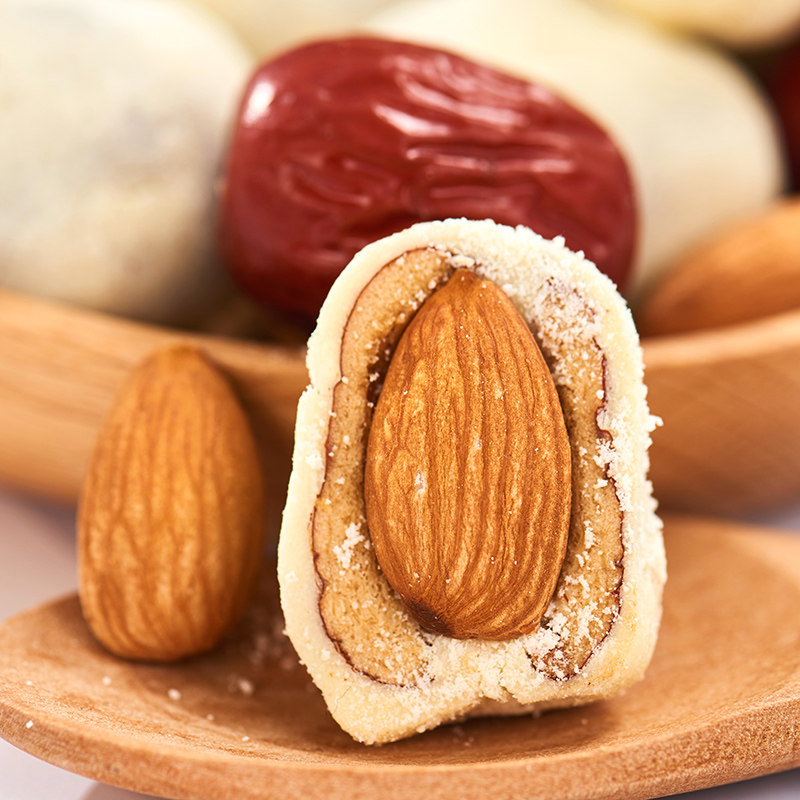 奶酪枣奶枣巴旦木夹心奶芙网红奶油杏仁枣干炒货无核夹心枣零食品