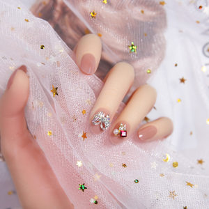 带钻假指甲成品图片