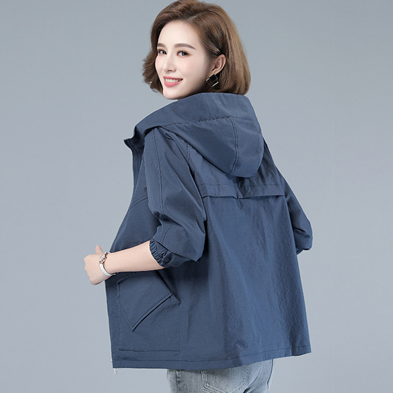 中老年女士风衣春秋
