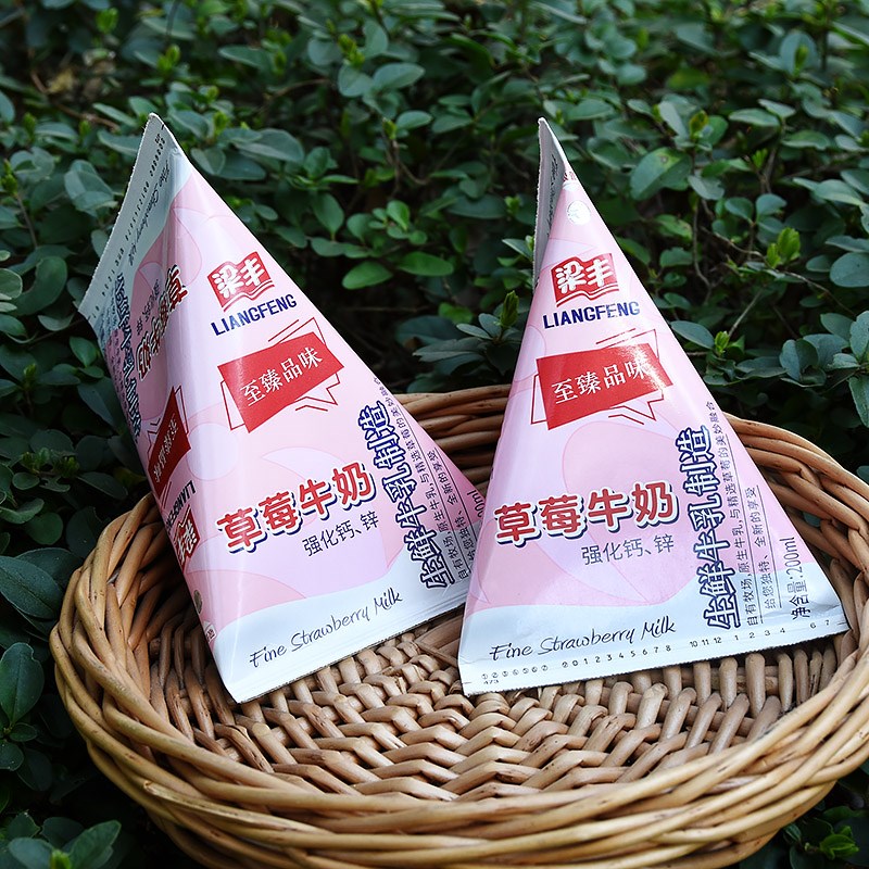 特价三角包牛奶