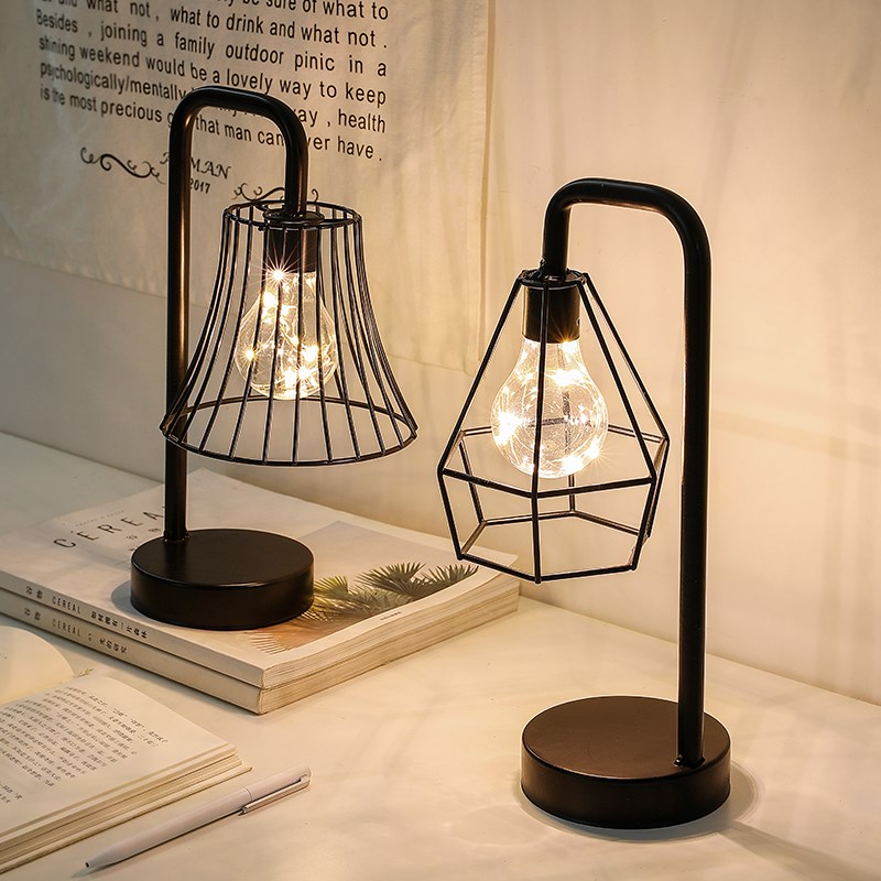 卧室北欧轻奢创意摆件装饰品房间布置家用摆设摆件