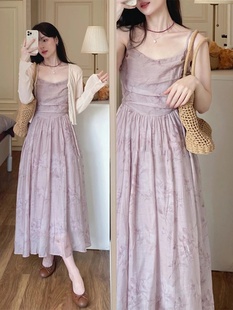 夏季2024新款法式紫色吊带连衣裙女高级感小个子长裙开衫两件套装
