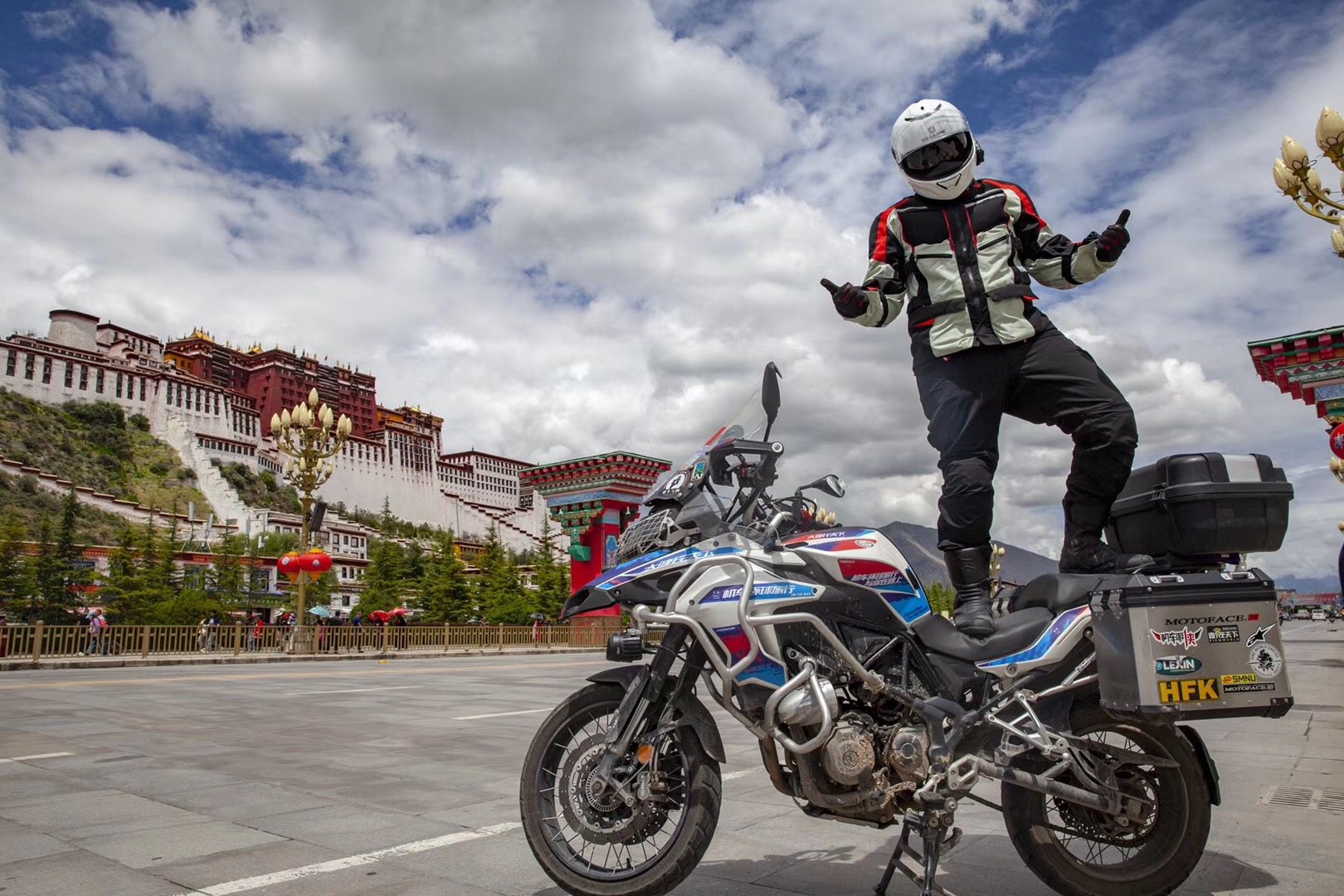 万物一马旗键店-金鹏502/502改装全车