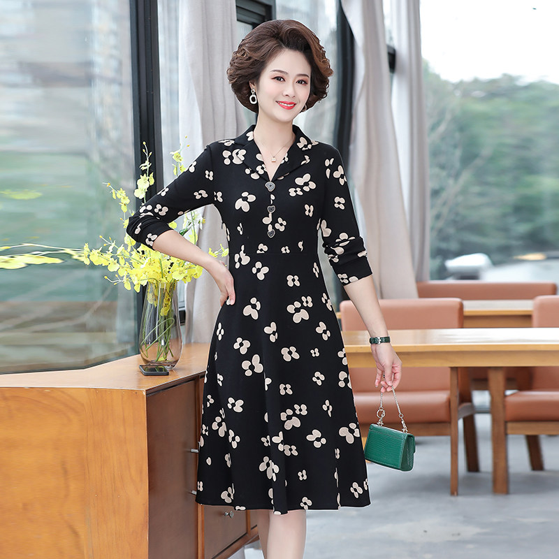 春秋季中年妈妈碎花连衣裙中长款时尚气质中老年50岁婆婆裙子女装