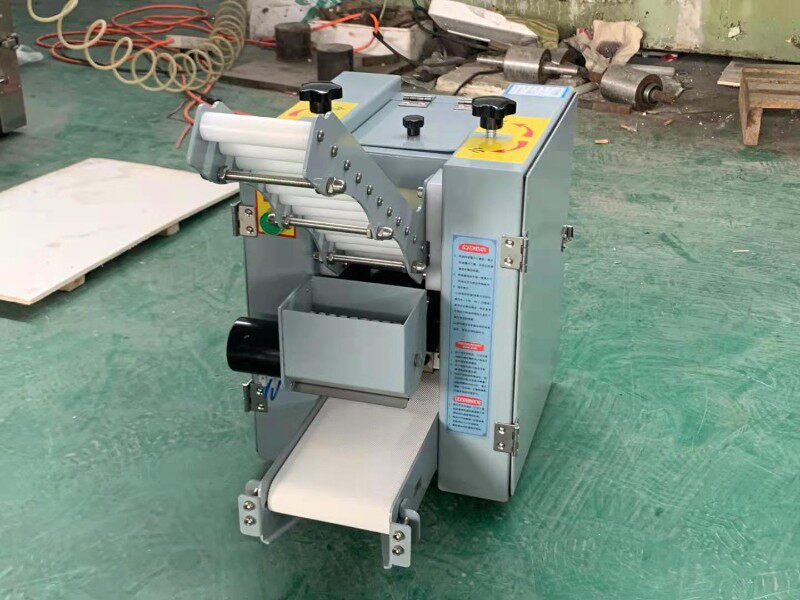 饺子皮机小型家用商用仿手工包子皮机器多功能压水饺片机馄饨皮