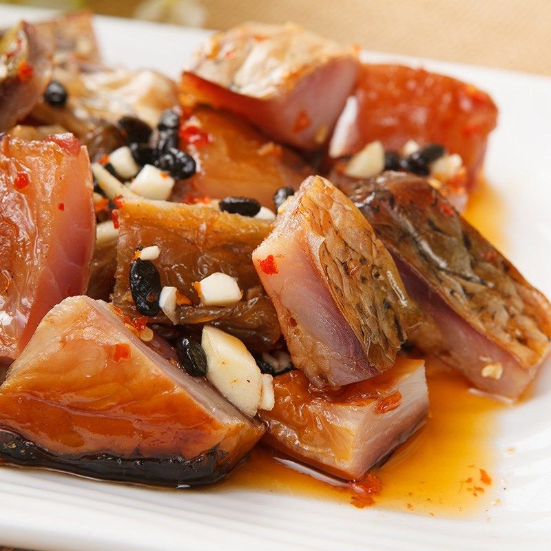 农家自制腊鱼块阳干鱼风干鱼块干鱼草鱼咸鱼干货湖北湖南荆州特产