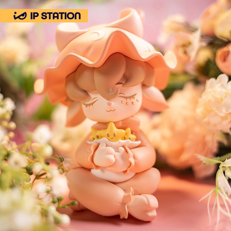 ip Station 2022 new pattern Tide play Doll Decoration Morpheus strawberry Soufflé girl Toysin the Play mode/Anime/Periphery/cos/Board games , 艺术家潮玩, 潮玩大娃 category - from Buy2taobao.com to provide professional Taobao agent buy service