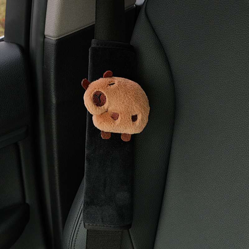 卡皮巴拉汽车安全带护肩套可爱车载保险带把套车内装饰用品水豚女