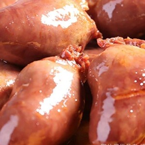 绝味鸭脖散装图片