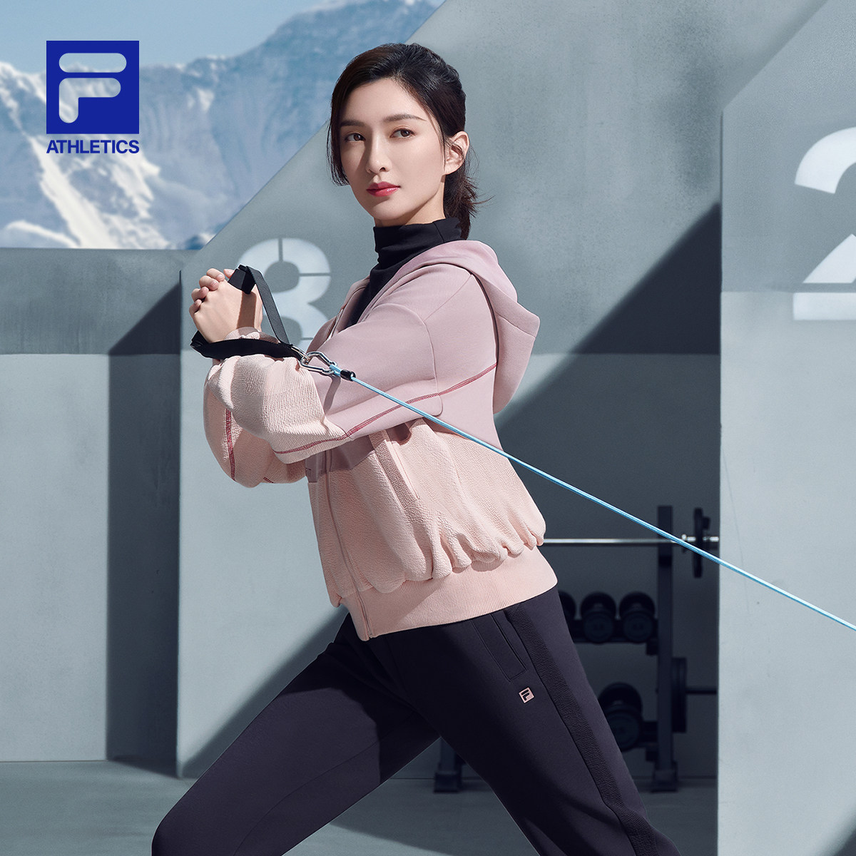 江疏影同款fila斐乐官方斜挎包女2021冬季新款休闲单肩腋下包