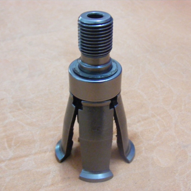 加工中心主轴拉爪bt40拉刀四e瓣爪bt30bt50拉刀杆数控机床拉刀爪