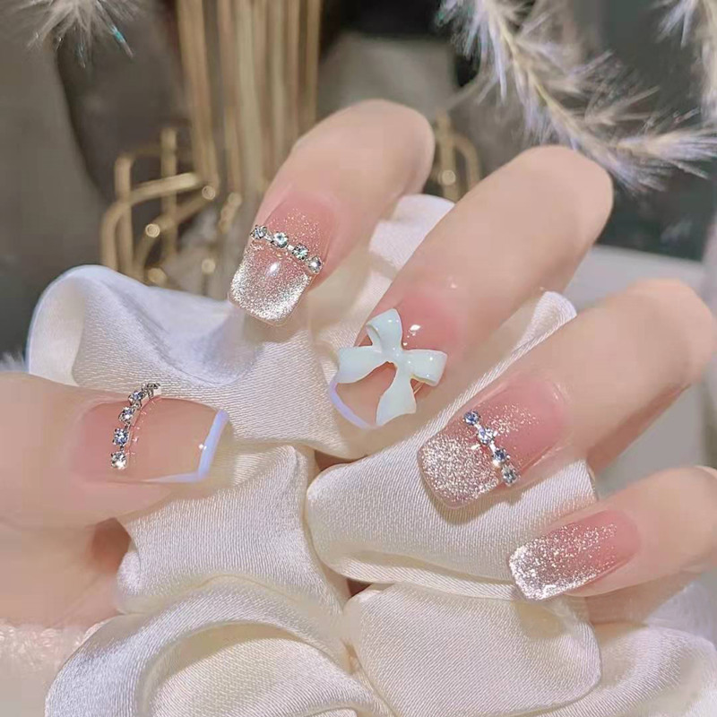假指甲贴片成品 纯欲法式镶钻闪蝴蝶结 新娘孕妇手工可定制穿戴甲