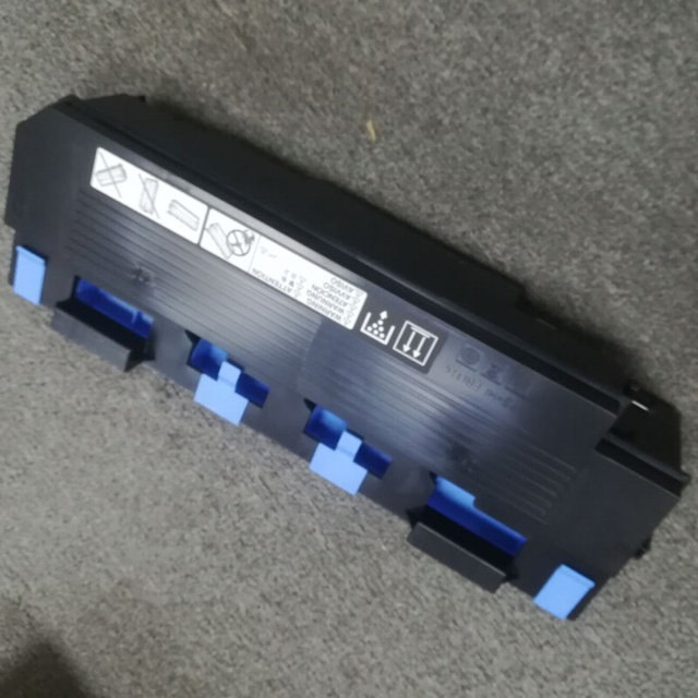 适用 柯美 BH 452 552 652 654 754 黑白机 前门 废粉盒 粉仓