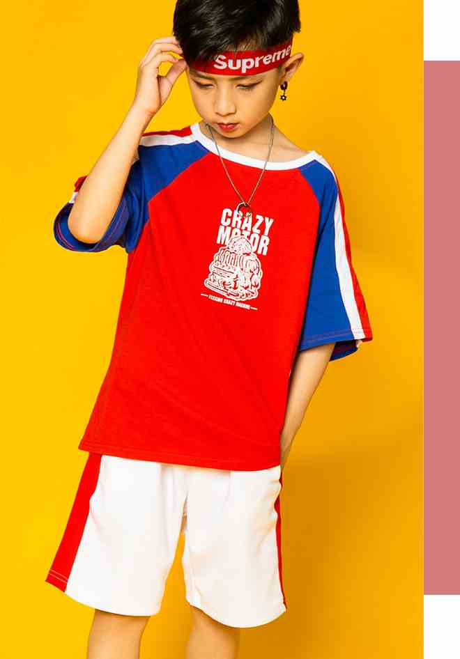 幼儿园六一儿童节舞蹈表演出服男嘻哈街舞套装小学生帅气夏款潮衣