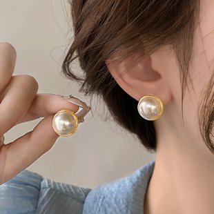 施家大珍珠耳钉女纯银小众设计高级感耳饰2024年新款爆款气质耳环