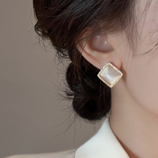 韩国猫眼石镶钻耳钉女纯银小众设计高级感耳饰2024年新款爆款耳环