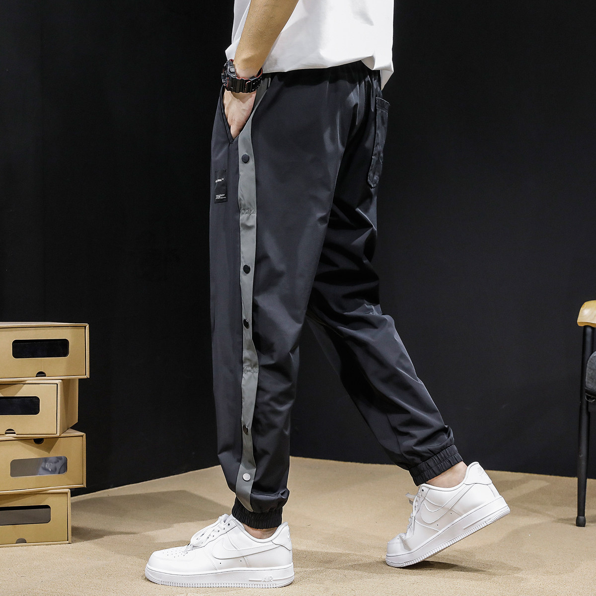 夏季排扣休闲运动裤男冰丝薄款男士裤子宽松大码加肥加大男裤速干