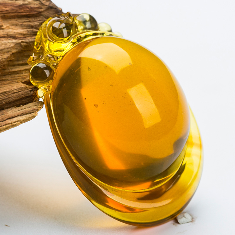 21.65g天恒缅甸琥珀 金珀【福寿】挂件