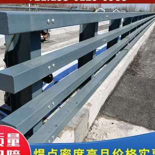 不锈钢桥梁防撞护栏支架铝合金河道碳素钢立柱景观灯光护栏立柱