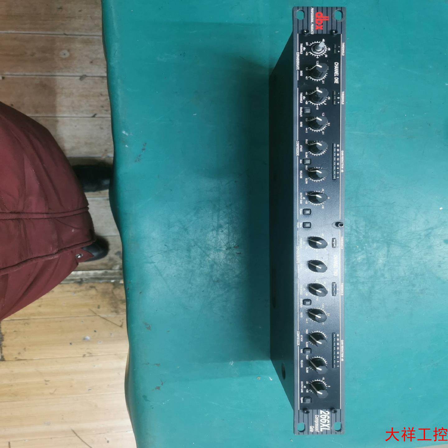 美国dbx266xl压限器