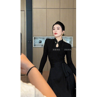 新中式国风设计感黑色盘扣衬衫女装春季新款高级感马面裙套装.
