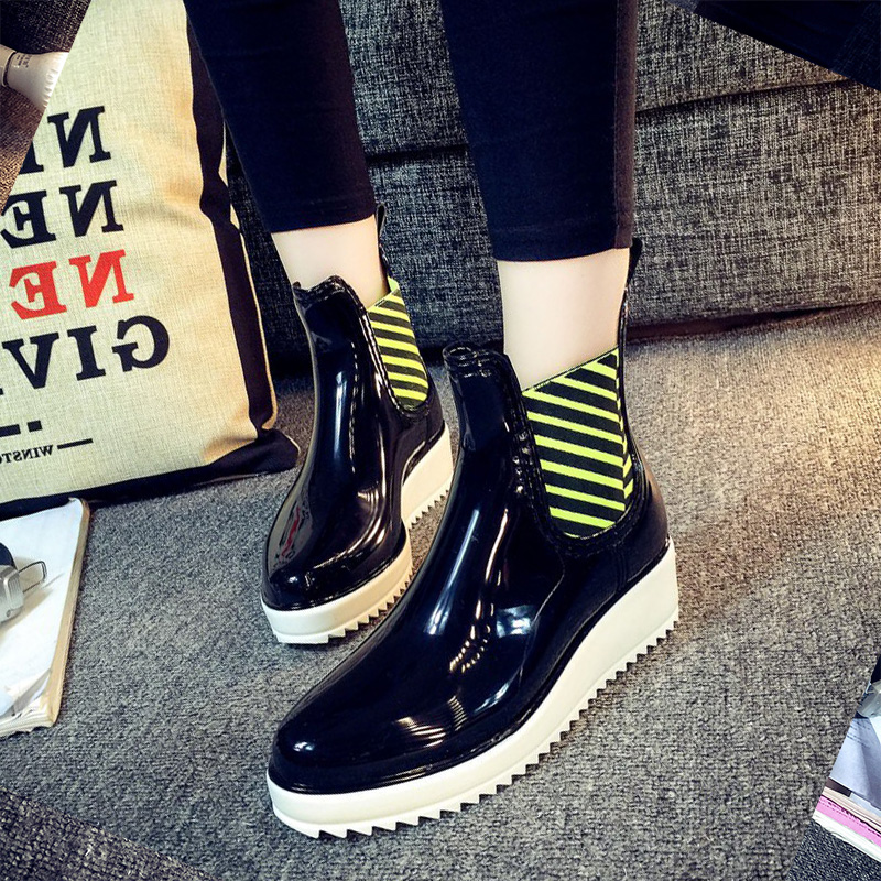 夏季雨鞋女短筒防滑防水鞋厚底套鞋春马丁雨靴女成人韩国时尚水鞋|msdalam kategori Kasut wanita, but hujan - dari Buy2taobao.com untuk memberikan perkhidmatan ejen Taobao profesional membeli