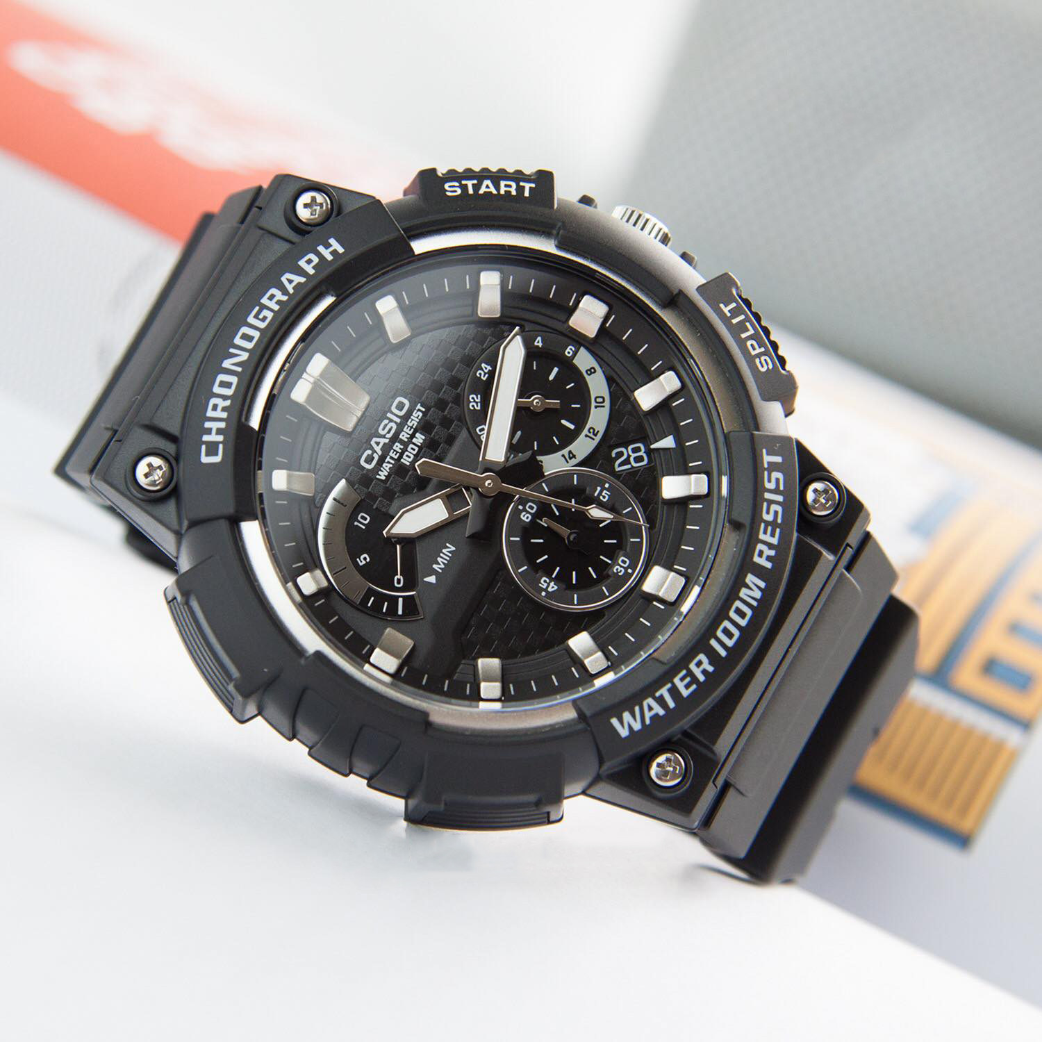 卡西欧手表男三眼多功能经典黑金防水运动石英表 mcw-200h-1a优惠券