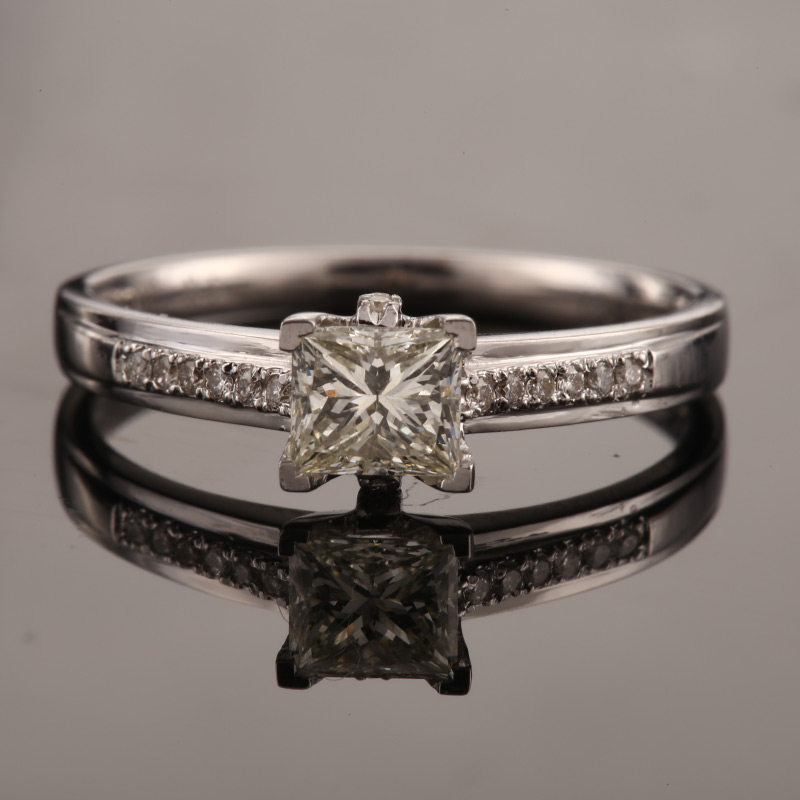 富润美钻 0.515克拉 si k-l色 18k金钻石戒指