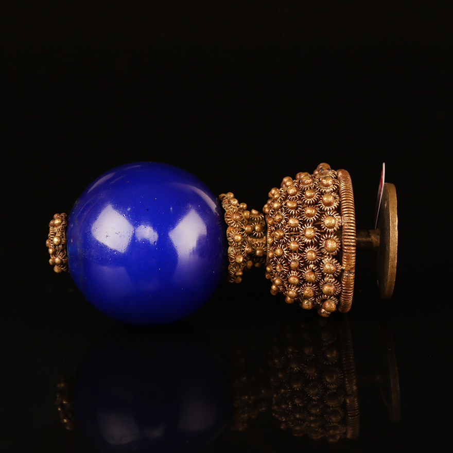 18号四品琉璃仿蓝宝石顶子(现代仿古) - 拍卖