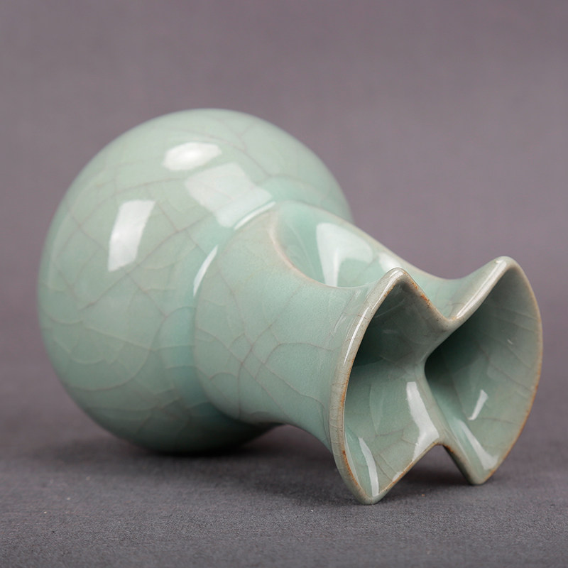 非物质文化遗产 北宋官瓷双口瓶 - 拍卖