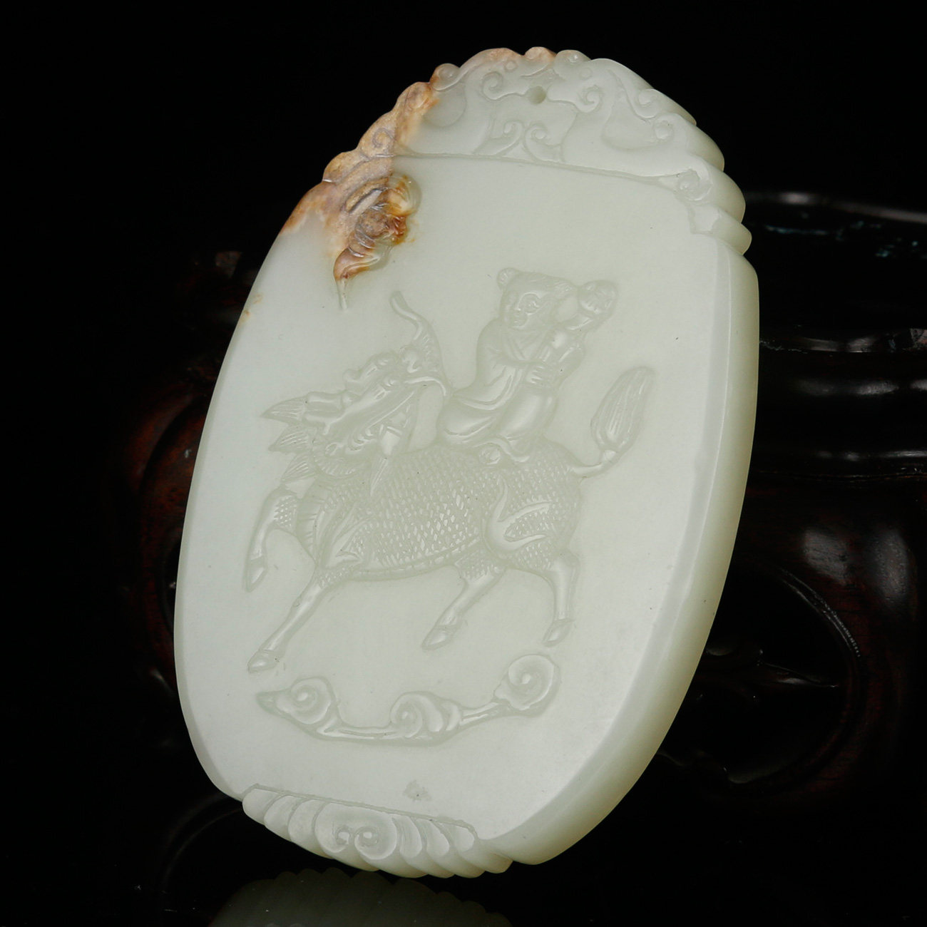 张振兴玉雕工作室 新疆和田白玉籽料牌麒麟送子 77.71克 ?