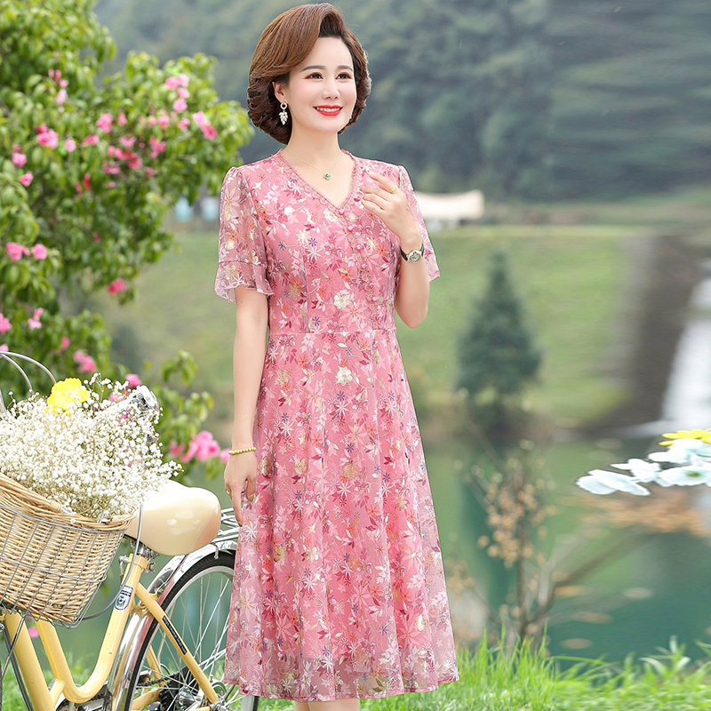 2022新款中老年女装45岁阔太太雪纺裙中年妈妈夏装短袖连衣裙洋气