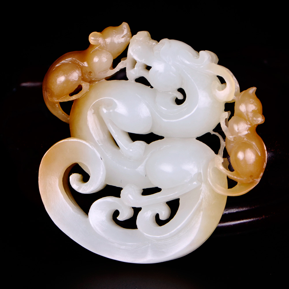 国家级玉雕大师【陶虎】工作室作品 和田玉挂件望子成龙 30.46g