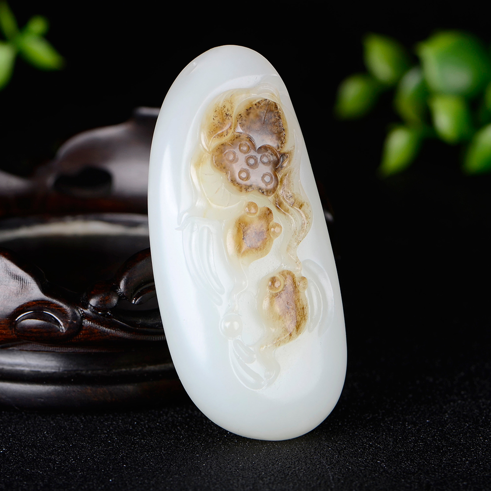 国家级玉雕大师【陶虎】工作室作品 和田玉糖羊脂白玉挂件安居乐