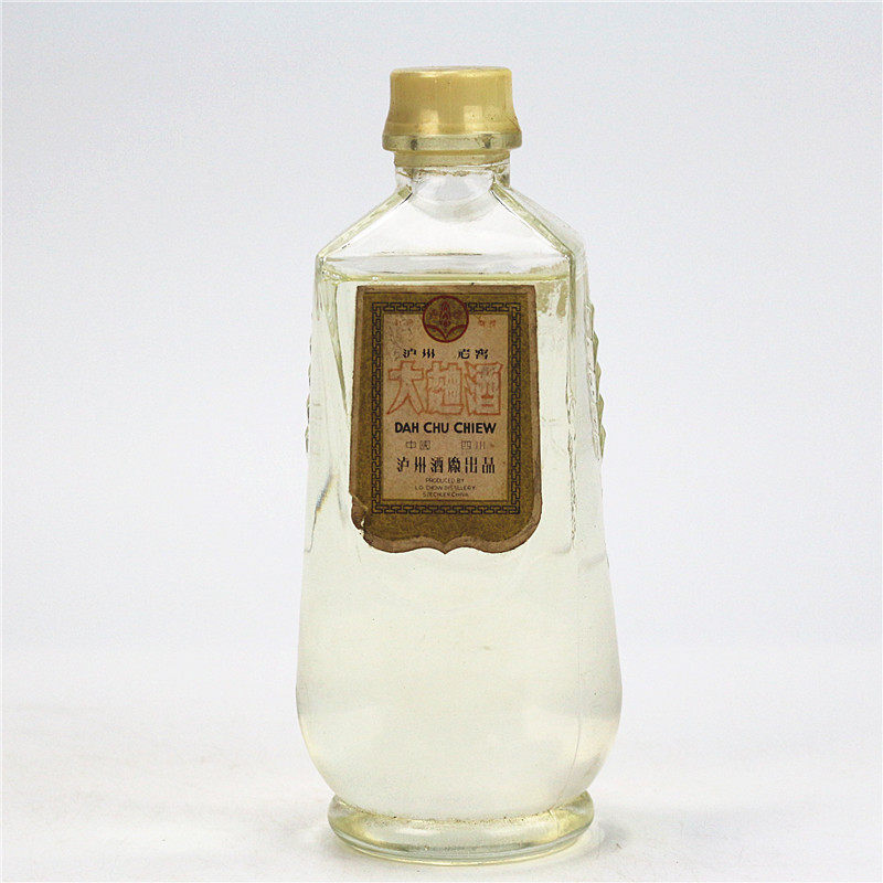 【28】 70年代 60度 短脖泸州老窖大曲酒一瓶