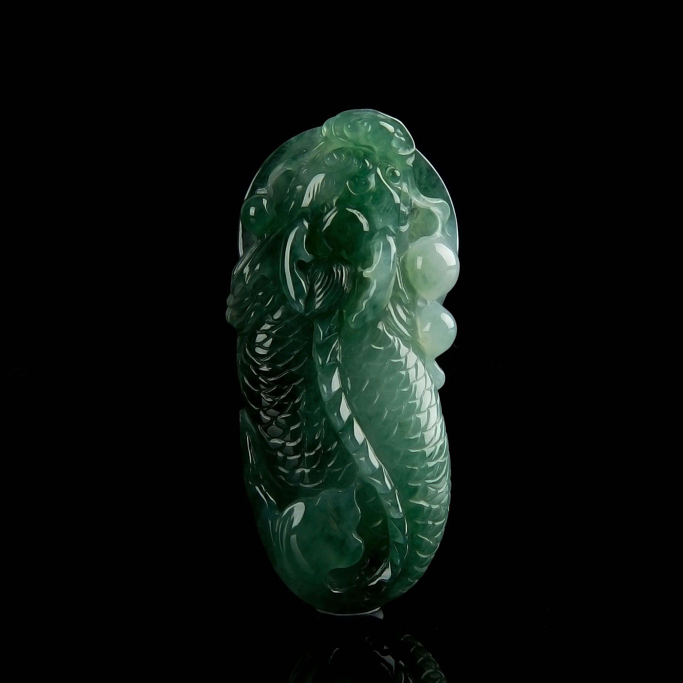 老坑翡翠精雕龙鱼吊坠 37.38g