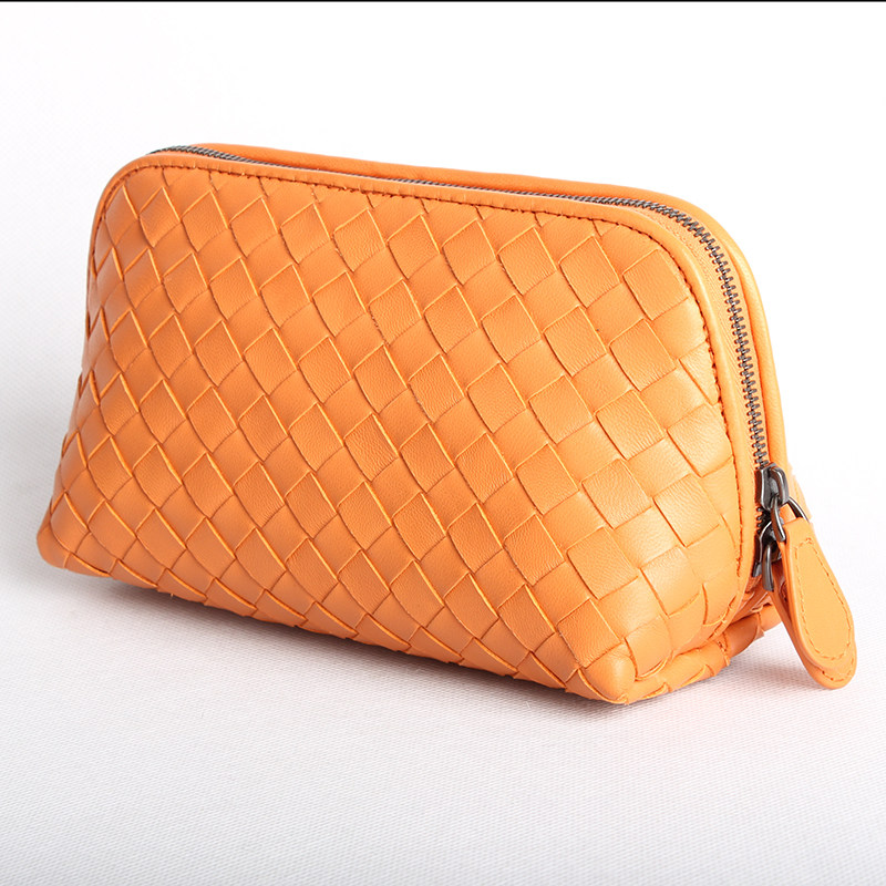 【9.9新】bv 葆蝶家 棕橙色小手包