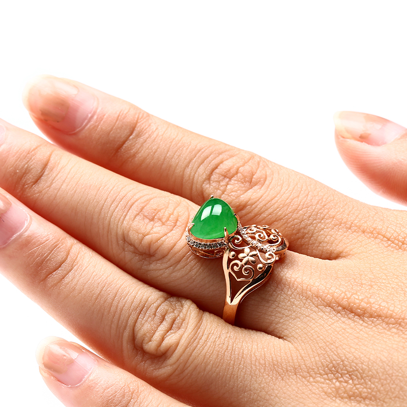 18k金伴钻豪华镶嵌满绿冰种心形翡翠戒指戒圈:13mm4.32g(含签)