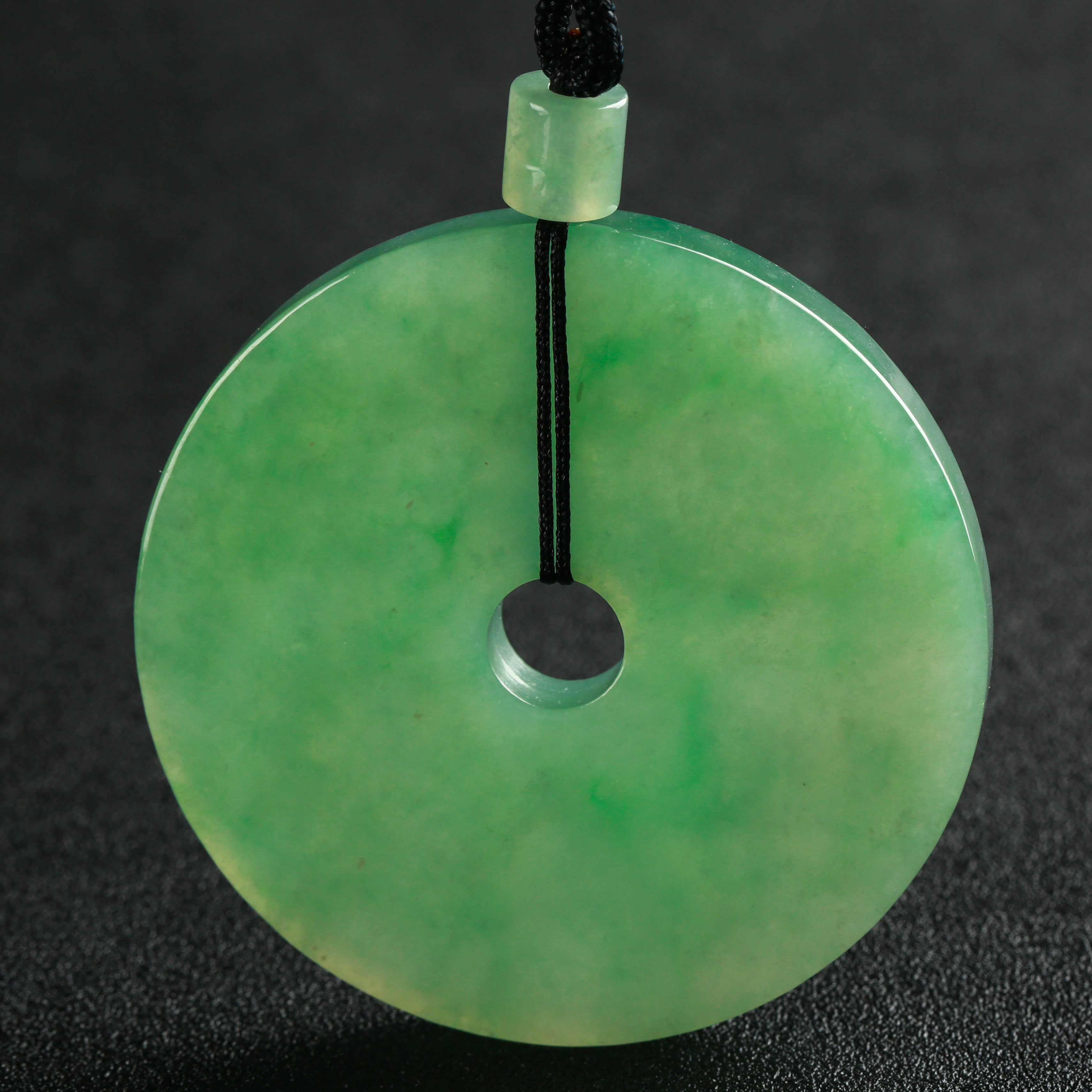 老坑冰糯种满绿平安扣挂件 53.80g