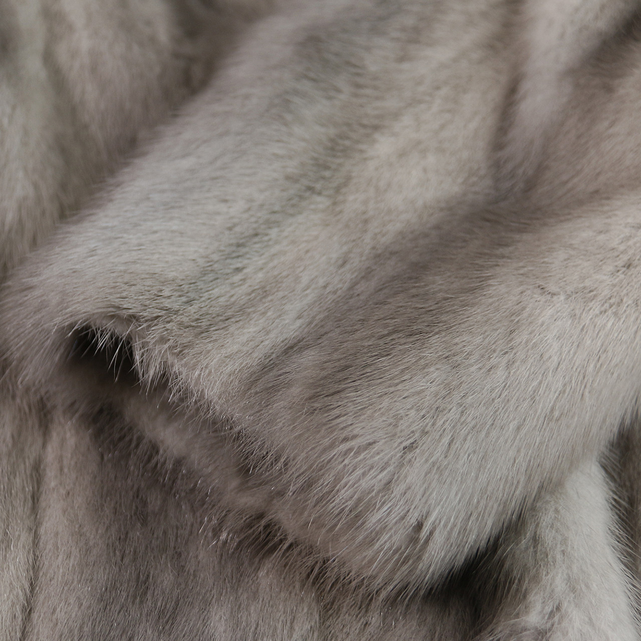 [9.0新]sagamink奢华高端女士外套灰色貂毛皮草大衣