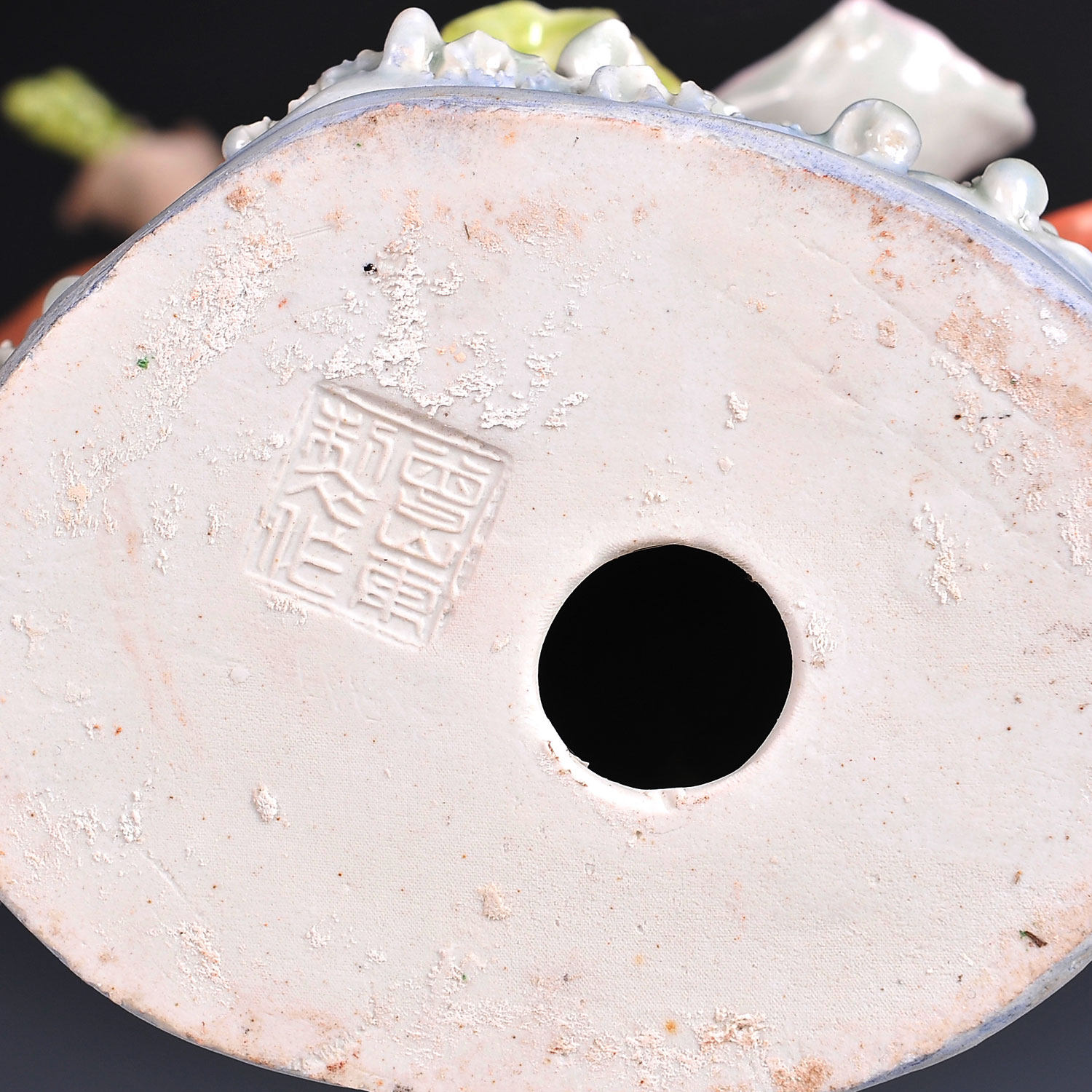 著名陶瓷美术家曾山东作品 何仙姑