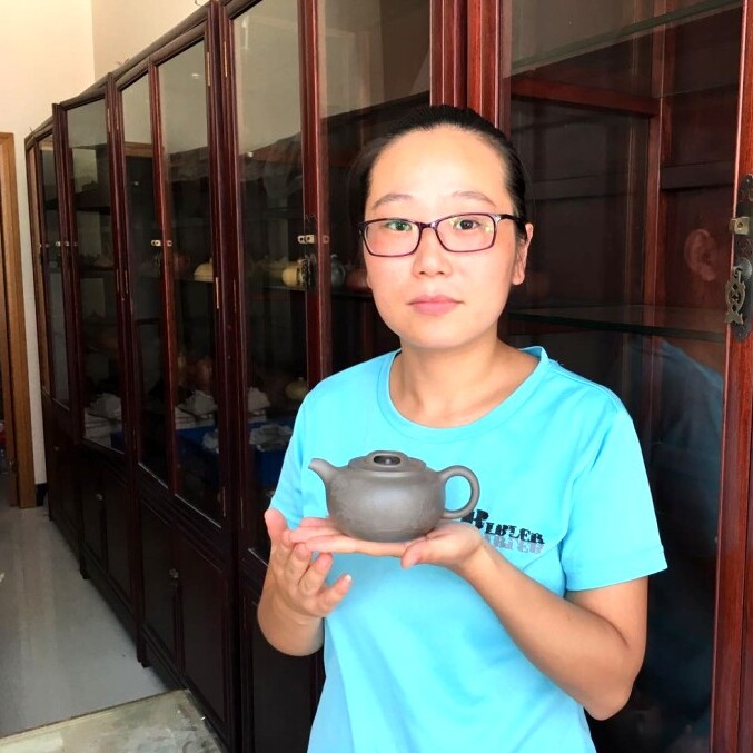 工艺美术员毛俊兰原矿青灰泥【归隐壶】