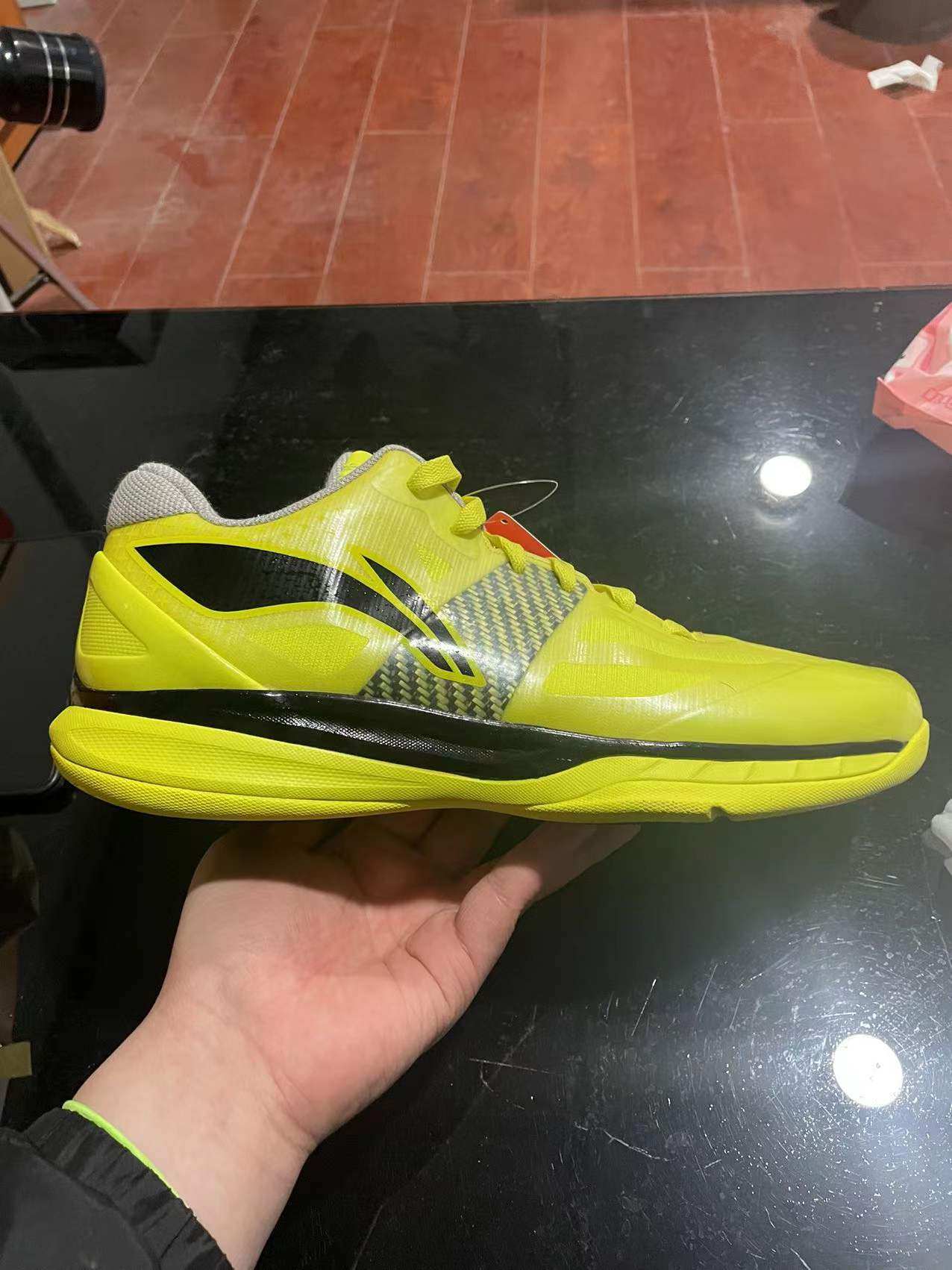 李宁超轻10篮球鞋