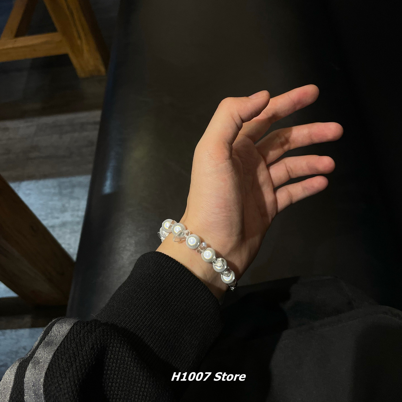 h1007 反光珍珠设计感不规则异石手链男女嘻哈蹦迪情侣潮百搭手饰